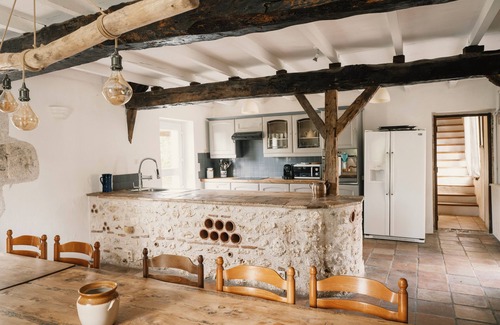 Sainte-Colombe-de-Villeneuve Cottage | Domaine de Villot - Gîte La Ferme