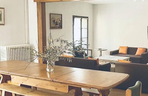 Laroque-de-Fa Bed & Breakfast | Domaine Castelnaut gîte et château