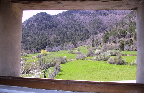 Castellet-les-Sausses Cottage | Domaine du Fâ: "l'école" self-catering cottage with panoramic view