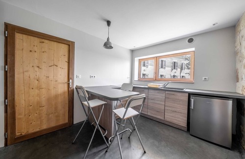 Puisseguin House | Domaine de Bayens - Piscine Privée