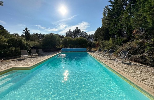 La Laupie House | Domaine de la Laye - La Laupie