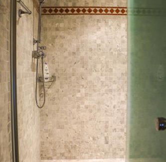 Spy Bed & Breakfast | Domaine Mielmont