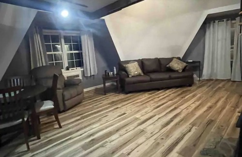 Dover Other | Dome house in DoverTN, near KY lake with event room, creek, pond & hunting land.