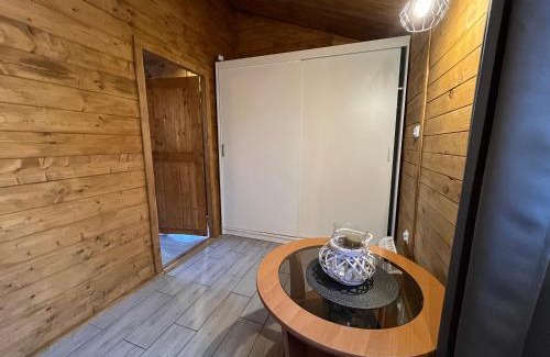 gmina Bychawa House | Domek wypoczynkowy 2 - Stajnia Magenta