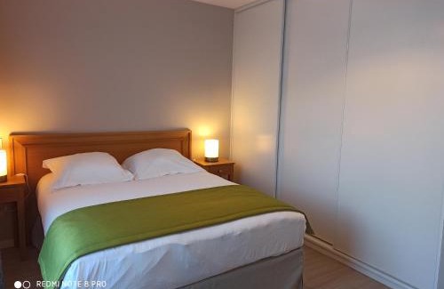 Perignat-les-Sarlieve Apartment | Domitys - Le Manoir