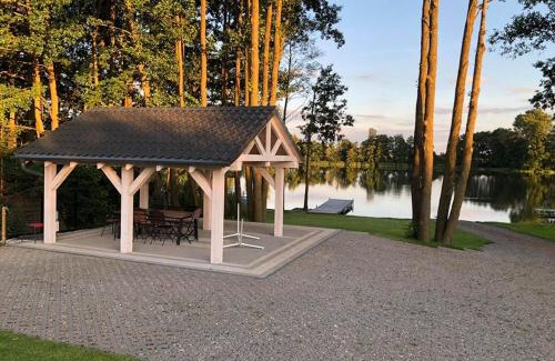 Zotow House | domki pod Jesionem Sławianowo nad jeziorem