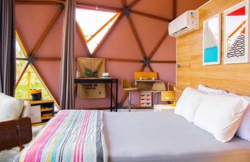Paraibuna House | Domo Geodésico para se conectar com as Nuvens