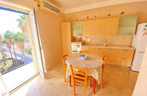 Grottasanta Apartment | DOMUS E RU FRATI