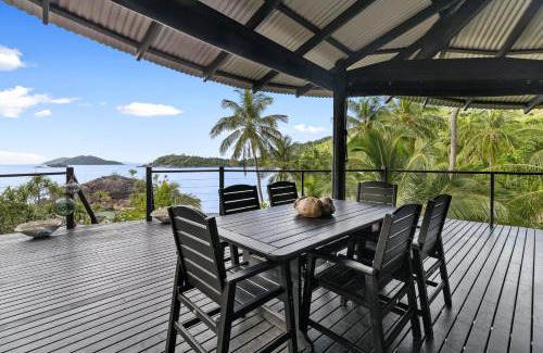 Bedarra Island House | Doorila Beach House