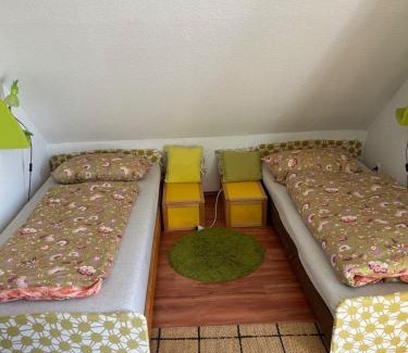 Fischbach House | Doppelzimmer mit Gemeinschaftsbad in Nürnberg Fischbach