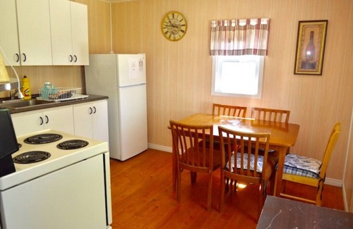 Iroquois Cottage | Doran Bay Resort - Iroquois - Cottage - 5