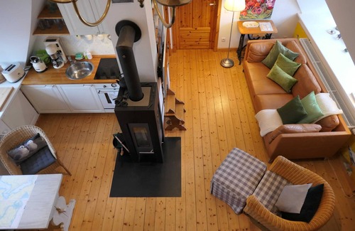 Stenderup Apartment | Doris Bedra - Apartment in the artist Kate