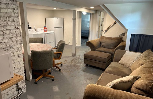 Centralia House | DORM STYLE HOUSING