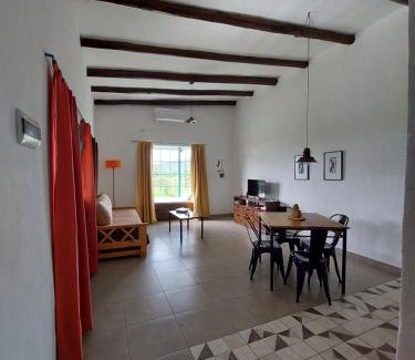 Tapia Ski Chalet | Dos teros cabañas