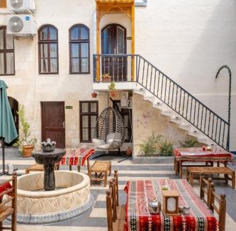 Sahinbey Hotel | Dostlar Konagi