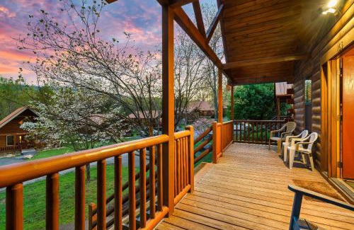 White Oak Lodge House | Dotties Place Hot Tub, Dog Friendly, Arcade