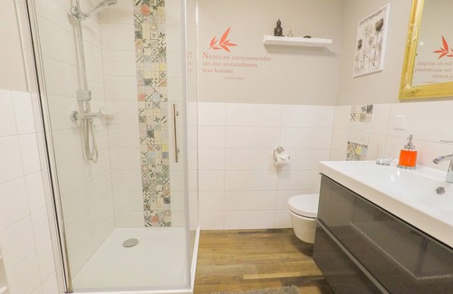 Dersdorf Apartment | Double apartment Union near Cologne Messe Bonn Phantasialand