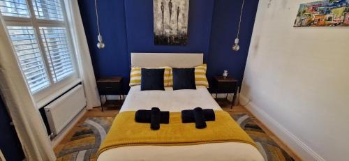 Streatham Hill House | Double Bed at Cozy Hailsham