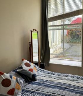 Cork House | Double Bedroom with private bathroom close to Cork city