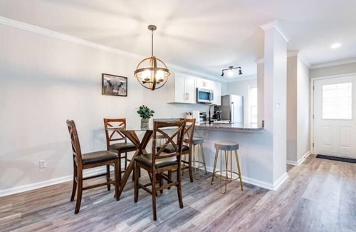 Southeast Raleigh House | Double en suite townhome close to Wakemed