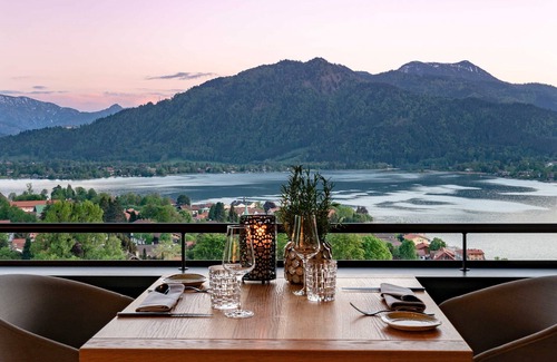 Tegernsee House | Double Purist - THE TEGERNSEE