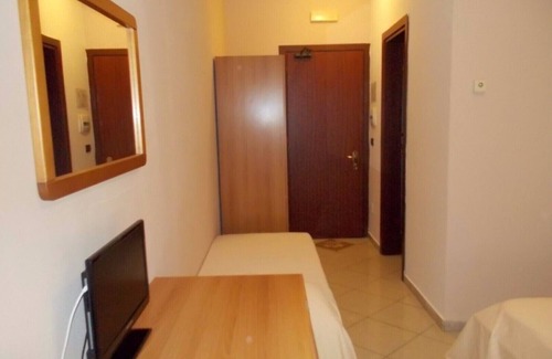 Ospedaletto D'Alpinolo Hotel | DOUBLE ROOM - ROYAL HOTEL