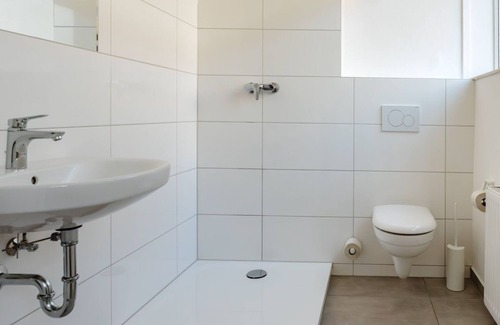 Heilbad Heiligenstadt Apartment | Double room with bathroom/Iberg view - Sonnenschein Hotel & Apartments