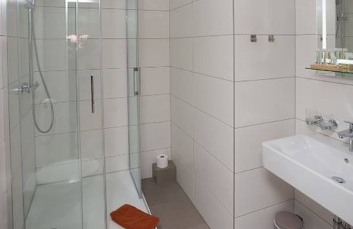 Haslach im Kinzigtal Apartment | Double Room 3 with Balcony and Wi-Fi
