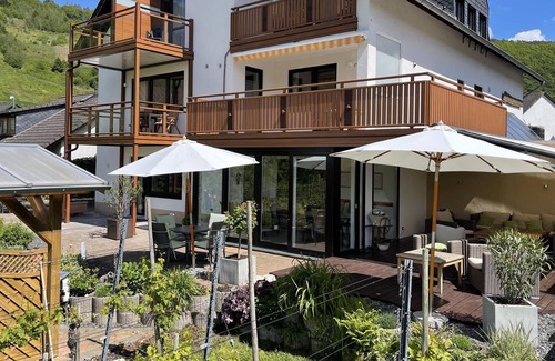 Wolf Cottage | Double room 9 - Gäste- und Weinhaus Haus Schatzgarten