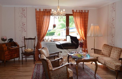 Leiwen Bed & Breakfast | Double room "Antique" - Guesthouse Jostock-Hermes