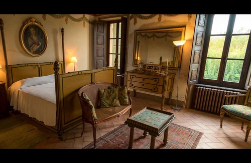 Madonna dell'Olmo Apartment | Double Room in Villa - Baron's Room