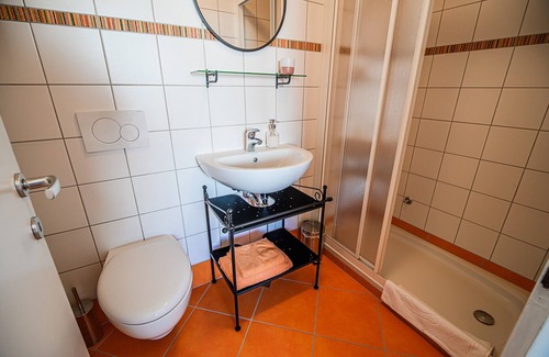 Cerknica House | Double Room Lilija with Breakfast in Ančkin kot
