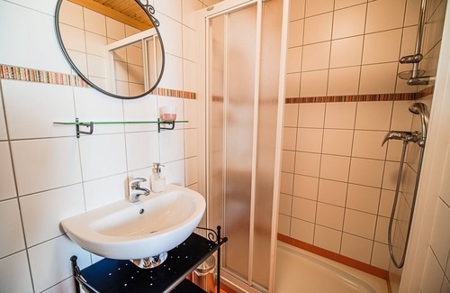 Cerknica House | Double Room Lilija with Breakfast in Ančkin kot