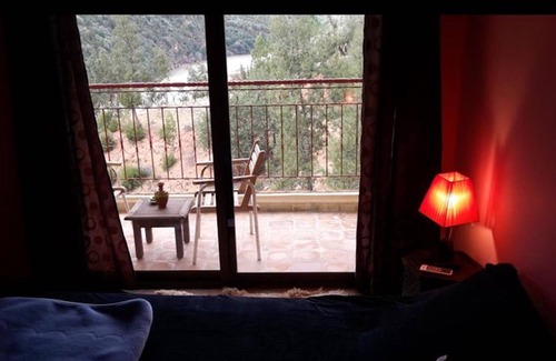 Bine el Ouidane House | Double room with balcony and stunning view in Dar l'eau Vive