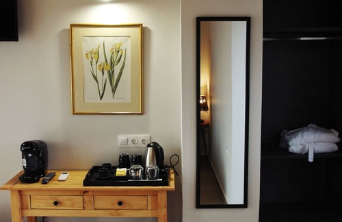 Gefira Mpania Apartment | Double Room with Balcony by the Sea - Santa Domenica Nafpaktos