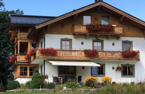 Faistenau Apartment | Double room with balcony and lake view - Haus Hirschpoint