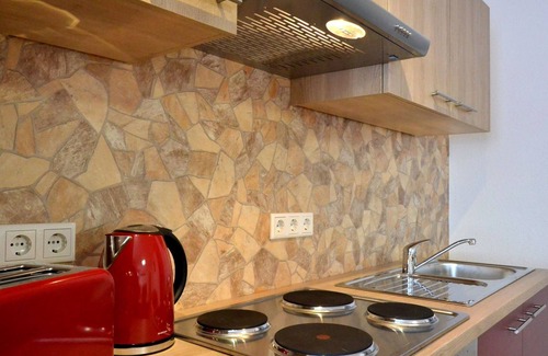Glosingen Apartment | Double room with shared shower no. 1 and 2