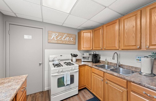 Kamm's Corners House | Double the Space for Large Groups! Entire Duplex!