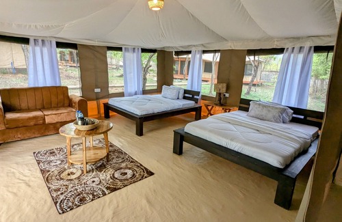 Mikumi Hotel | DoubleG Safaris and Camp Mikumi