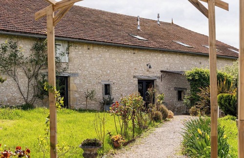 Beaumont-du-Perigord House | Douce Campagne Cottage – Private Spa