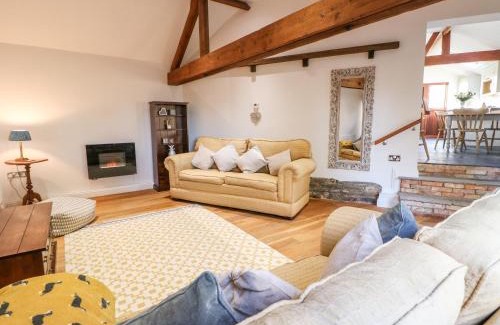 Newark House | Dovecote Field House Farm