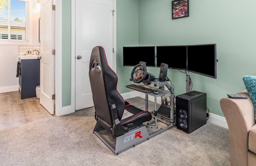 Downers Grove House | Downers Grove FHS Rental