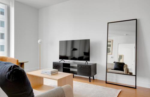 Chinatown Apartment | Downtown 1BR w Gym WD nr S Station BOS-619