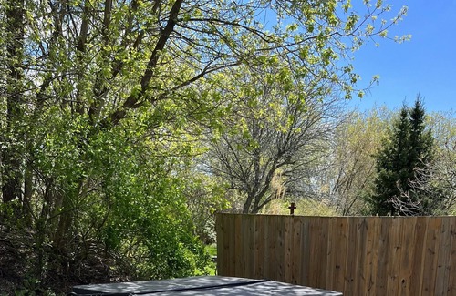 Brockville House | Downtown Escape- Cozy updated home with Hottub