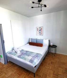 Church and Wellesley Apartment | Downtown Gem by the Subway