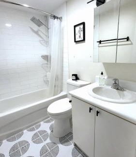Church and Wellesley Apartment | Downtown Gem by the Subway