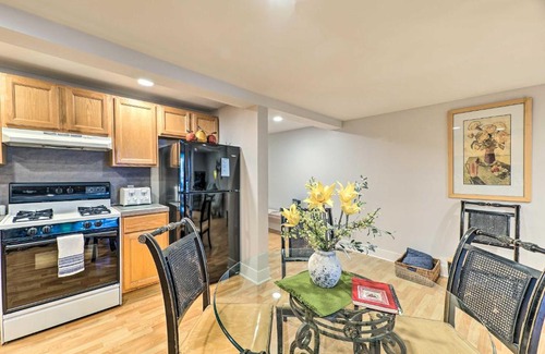 Grand Haven Apartment | Downtown Grand Haven Apt Less Than 1 Mi to Lake Michigan