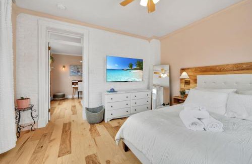 Lancaster House | Downtown Lancaster Retreat - Amish County