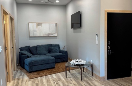Norfolk Apartment | Downtown Norfolk Cozy Apartment - 2 Bedroom - Across from District Event Center