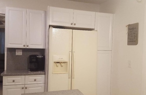 Safety Harbor House | Downtown Safety Harbor 2 Bed 1 Bath Pool Home, 20 minutes from Clearwater beach